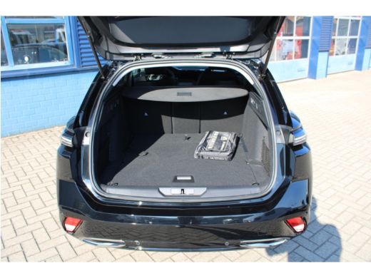 Peugeot 308 SW 1.2 Hybrid 136 PK e-DCS6 Allure | Achterbank in delen neerklapbaar | Achteruitrijcamera | Appl... ActivLease financial lease
