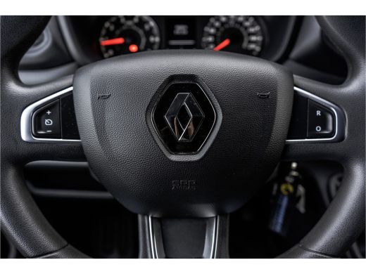 Renault Master 2.3 dCi L2H2 | Euro 6 | 136 PK | Cruise | Airco | Navigatie | LED ActivLease financial lease