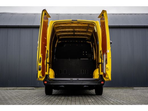 Renault Master 2.3 dCi L2H2 | Euro 6 | 136 PK | Cruise | Airco | Navigatie | LED ActivLease financial lease