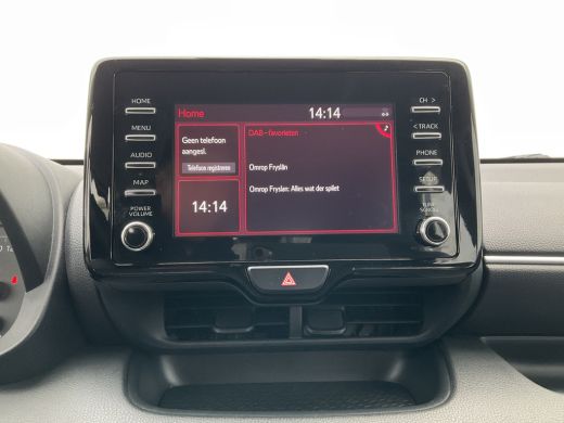 Toyota Yaris 1.5 VVT-i Stoelverw Camera Carplay-Nav Adaptive-CC ActivLease financial lease