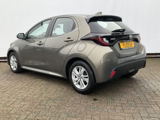 Toyota Yaris 1.5 VVT-i Stoelverw Camera Carplay-Nav Adaptive-CC ActivLease financial lease