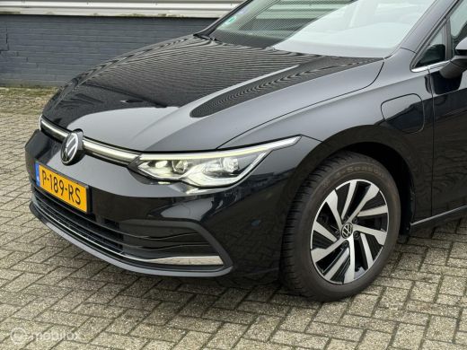 Volkswagen Golf 1.4 eHybrid Style PANORAMADAK, TREKHAAK ActivLease financial lease
