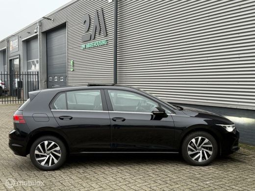 Volkswagen Golf 1.4 eHybrid Style PANORAMADAK, TREKHAAK ActivLease financial lease