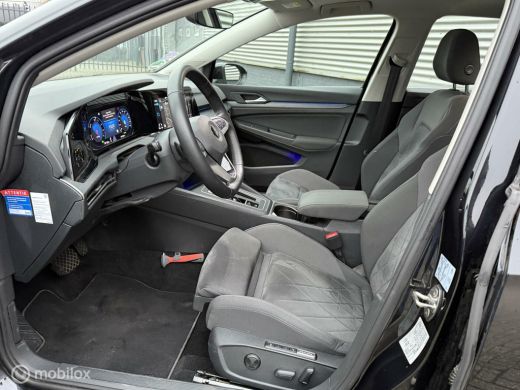 Volkswagen Golf 1.4 eHybrid Style PANORAMADAK, TREKHAAK ActivLease financial lease