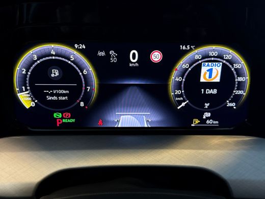 Volkswagen Golf 1.5 115pk eTSI DSG Life Edition / Koplampverlichting LED Plus / Velgen 'Nottingham', 17 inch lich... ActivLease financial lease