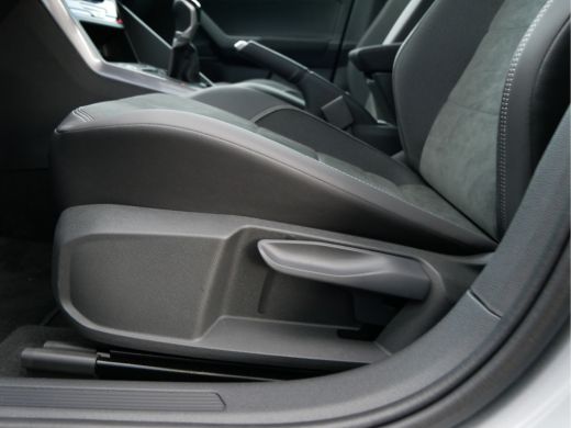 Volkswagen Taigo 1.0 TSI 110 pk Style | Keyless | Navigatie | Camera | Matrix LED | ActivLease financial lease