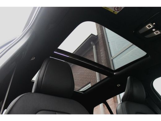 Volvo  XC40 Recharge P8 AWD R-Design | 1e eigenaar | NL auto | 408 pk | Dakraam | 19 inch | LED | DAB | Camera | Carplay | Stuur+voorruit verwarming | ➡️ ActivLease financial lease