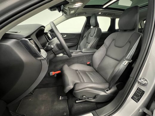 Volvo  XC60 Volvo T6 Plug-in hybrid AWD Plus Dark | Apple Carplay/Android Auto|telefoonintegratie premium | B... ActivLease financial lease