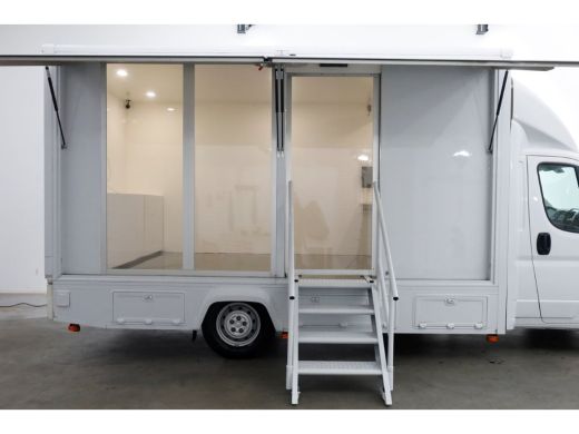 Fiat Ducato 35 2.3 MultiJet 130pk Euro6 Demotruck/Mobiel Kantoor/Showroom 10-2018 ActivLease financial lease