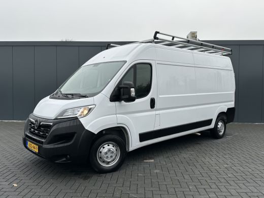 Opel Movano 2.2D 120 PK 3.5T E6 / L3H2 / !! 11.543 KM !! / IMPERIAAL / TREKHAAK / CAMERA / ECC / CRUISE / NAVI ActivLease financial lease