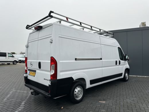 Opel Movano 2.2D 120 PK 3.5T E6 / L3H2 / !! 11.543 KM !! / IMPERIAAL / TREKHAAK / CAMERA / ECC / CRUISE / NAVI ActivLease financial lease