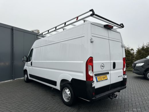 Opel Movano 2.2D 120 PK 3.5T E6 / L3H2 / !! 11.543 KM !! / IMPERIAAL / TREKHAAK / CAMERA / ECC / CRUISE / NAVI ActivLease financial lease
