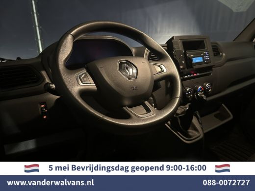 Renault Master 2.3 dCi 146pk 2500kg Trekhaak Bakwagen 232cm Hoog Laadklep Zijdeur Euro6 Airco | LAT OM LAT Cruis... ActivLease financial lease