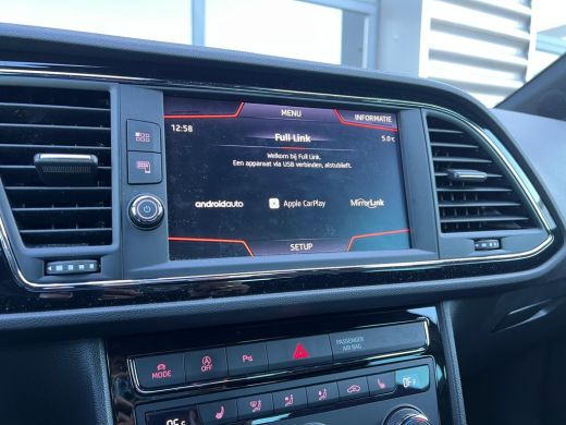 Seat Leon 1.5 TSI 150 pk FR Ultimate Edition 7-DSG | Achteruitrijcamera | Navigatie | Stoelverwarming | ActivLease financial lease