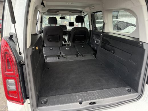 Toyota PROACE CITY Verso 1.2 Turbo Active Long **PARKEERSENSOREN/ AUTOMAAT/ APPLE CARPLAY / 36 MAANDEN GARANTIE** ActivLease financial lease