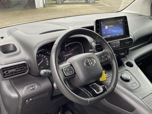 Toyota PROACE CITY Verso 1.2 Turbo Active Long **PARKEERSENSOREN/ AUTOMAAT/ APPLE CARPLAY / 36 MAANDEN GARANTIE** ActivLease financial lease