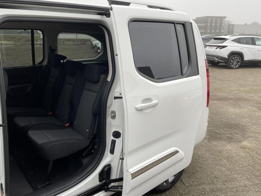 Toyota PROACE CITY Verso 1.2 Turbo Active Long **PARKEERSENSOREN/ AUTOMAAT/ APPLE CARPLAY / 36 MAANDEN GARANTIE** ActivLease financial lease