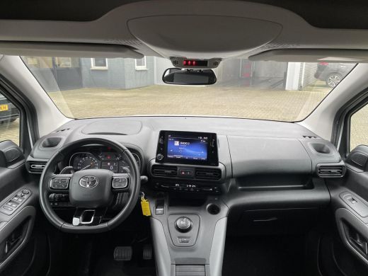 Toyota PROACE CITY Verso 1.2 Turbo Active Long **PARKEERSENSOREN/ AUTOMAAT/ APPLE CARPLAY / 36 MAANDEN GARANTIE** ActivLease financial lease