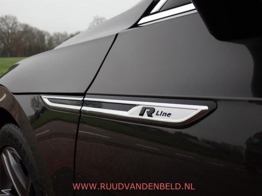Volkswagen Arteon 2.0TSI R-LINE PANODAK/SPORTLEER/ACC/CAMERA/CARPLAY ActivLease financial lease