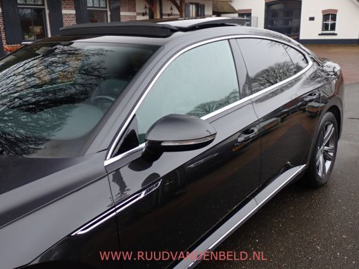 Volkswagen Arteon 2.0TSI R-LINE PANODAK/SPORTLEER/ACC/CAMERA/CARPLAY ActivLease financial lease