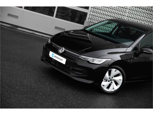 Volkswagen Golf 1.5 TSI PHEV eHybrid Life Edition | Navigatie | Camera | Adapt. Cruise | Keyless | ActivLease financial lease