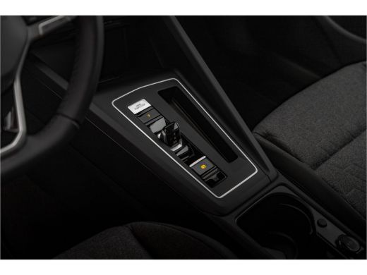 Volkswagen Golf 1.5 TSI PHEV eHybrid Life Edition | Navigatie | Camera | Adapt. Cruise | Keyless | ActivLease financial lease