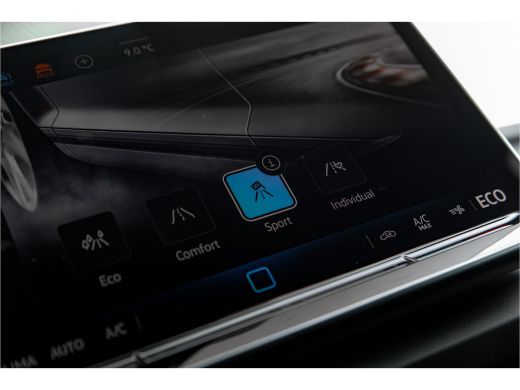 Volkswagen Golf 1.5 TSI PHEV eHybrid Life Edition | Navigatie | Camera | Adapt. Cruise | Keyless | ActivLease financial lease