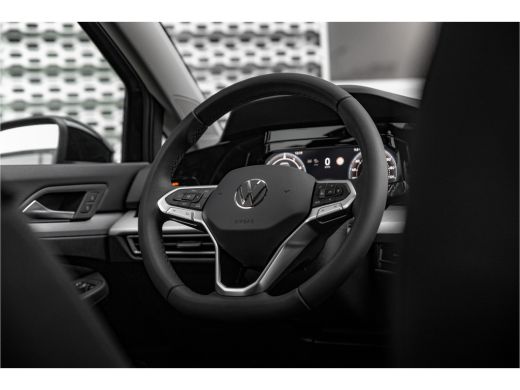 Volkswagen Golf 1.5 TSI PHEV eHybrid Life Edition | Navigatie | Camera | Adapt. Cruise | Keyless | ActivLease financial lease