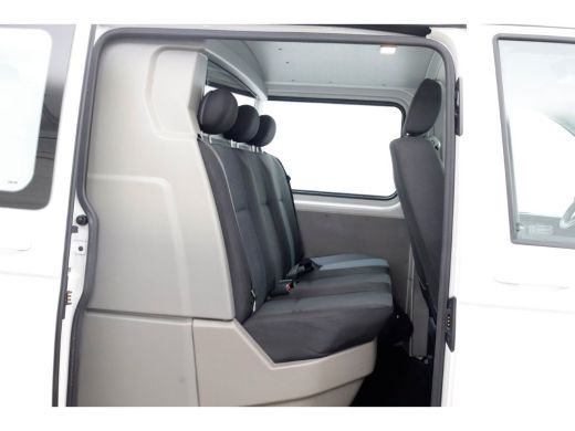 Volkswagen Transporter T6 2.0 TDI E6 L1H1 Highline D.C. LED/ACC 02-2018 ActivLease financial lease