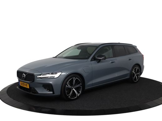 Volvo V60 T6 AWD Plus Dark | Adaptieve cruise control incl. BLIS | Standkachel |Stoel & stuurwielverwarming... Volvo V60 T6 AWD Plus Dark | Adaptieve cruise control incl. BLIS | Standkachel |Stoel & stuurwielverwarming...