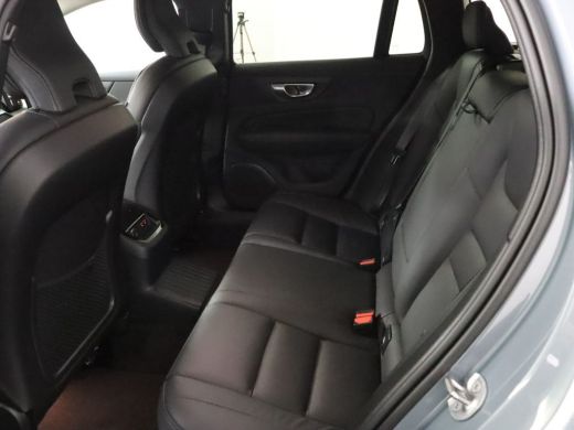 Volvo  V60 T6 AWD Plus Dark | Adaptieve cruise control incl. BLIS | Standkachel |Stoel & stuurwielverwarming... ActivLease financial lease