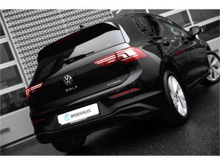 Volkswagen Golf 1.5 TSI PHEV eHybrid Life Edition | Navigatie | Camera | Adapt. Cruise | Keyless |