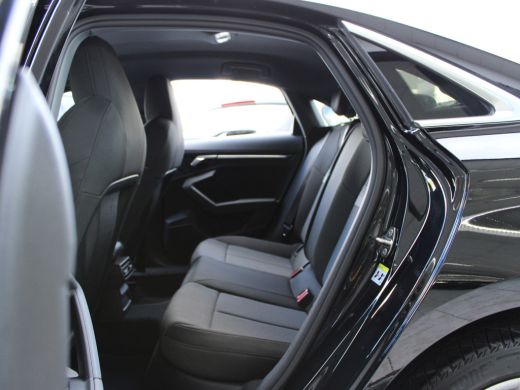 Audi A3 Limousine 30 TFSI Business edition NL AUTO | NIEUWE TYPE | VIRTUAL COCKPIT | VELGEN | AUTOMAAT | ActivLease financial lease