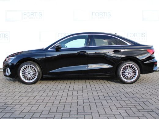 Audi A3 Limousine 30 TFSI Business edition NL AUTO | NIEUWE TYPE | VIRTUAL COCKPIT | VELGEN | AUTOMAAT | ActivLease financial lease