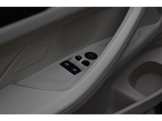 BMW 4 Serie Coupé 420i High Executive | Laserlight | Camera | CarPlay | Lederen Sportstoelen | Dealer Onderho... ActivLease financial lease