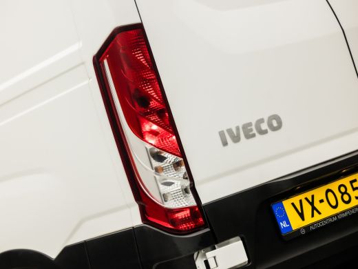 Iveco Daily 35S13V 2.3 300 H1 (3 ZITS, NAP, COMFORT STOELEN, RADIO, ELEK PAKKET, TREKHAAK, NIEUWE APK, NIEUWS... ActivLease financial lease