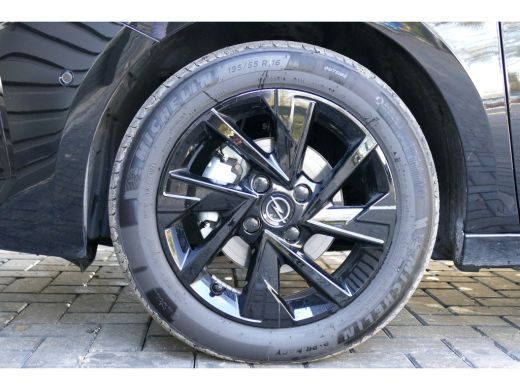 Opel Corsa 1.2 75PK 5-DRS EDITION / NAVI / LED / AIRCO / PDC / 16"LMV / CAMERA / BLUETOOTH / CRUISECONTROL /... ActivLease financial lease
