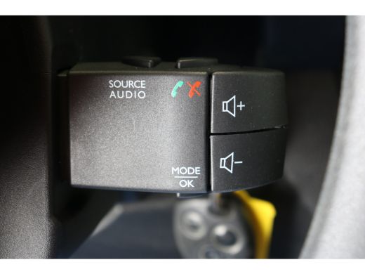 Opel Vivaro 1.6 CDTI L2H1 DC Edition 95pk | NAVI | AIRCO | LED | PDC | TREKHAAK | IMPERIAAL | BLUETOOTH | CRU... ActivLease financial lease