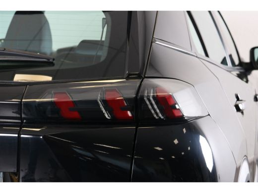 Peugeot 2008 1.2 PureTech Allure 100pk | Navi | Camera | Keyless | Parkeersensoren V + A | DAB | Cruise contro... ActivLease financial lease