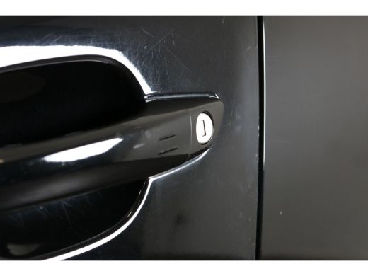 Peugeot 2008 1.2 PureTech Allure 100pk | Navi | Camera | Keyless | Parkeersensoren V + A | DAB | Cruise contro... ActivLease financial lease