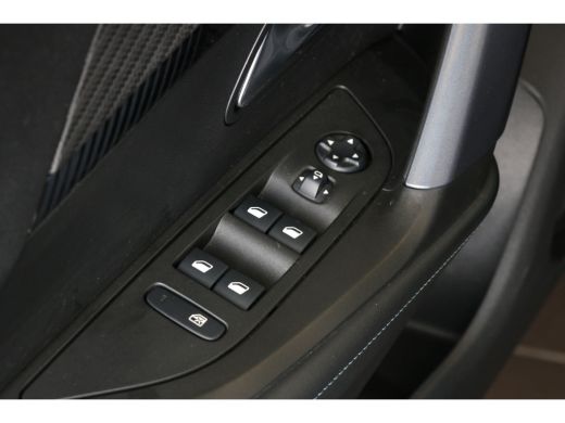 Peugeot 2008 1.2 PureTech Allure 100pk | Navi | Camera | Keyless | Parkeersensoren V + A | DAB | Cruise contro... ActivLease financial lease
