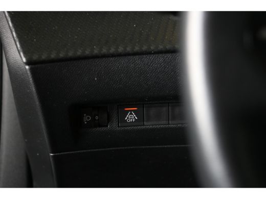 Peugeot 2008 1.2 PureTech Allure 100pk | Navi | Camera | Keyless | Parkeersensoren V + A | DAB | Cruise contro... ActivLease financial lease