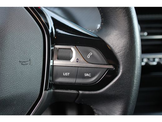 Peugeot 208 1.2 PureTech Blue Lease Active | Navigatie | Apple Carplay | Parkeersensoren | Bluetooth | LED | ActivLease financial lease