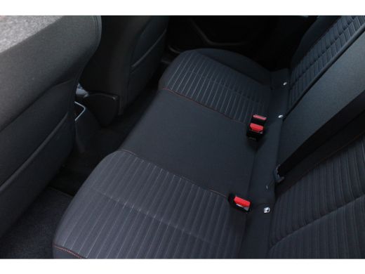 Peugeot 208 1.2 PureTech Blue Lease Active | Navigatie | Apple Carplay | Parkeersensoren | Bluetooth | LED | ActivLease financial lease