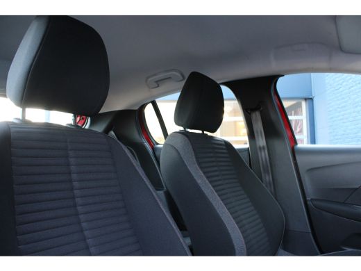 Peugeot 208 1.2 PureTech Blue Lease Active | Navigatie | Apple Carplay | Parkeersensoren | Bluetooth | LED | ActivLease financial lease