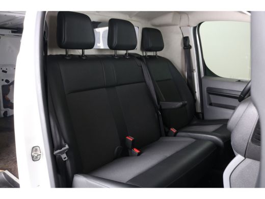 Peugeot Expert 2.0 BlueHDi 120pk L3 | Verh. laadvermogen | | Navi | Cruise Control | Trekhaak | Imperial | Apple... ActivLease financial lease
