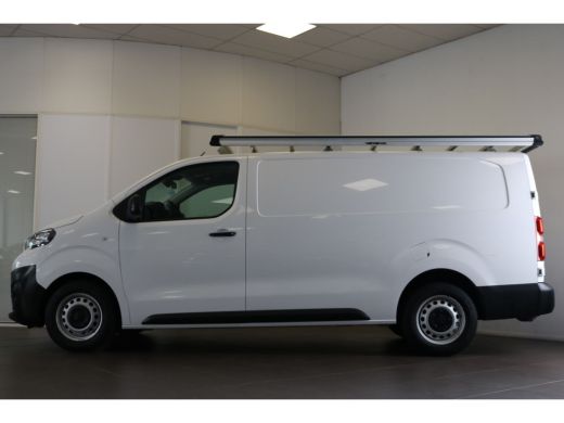 Peugeot Expert 2.0 BlueHDi 120pk L3 | Verh. laadvermogen | | Navi | Cruise Control | Trekhaak | Imperial | Apple... ActivLease financial lease