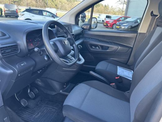 Toyota PROACE CITY 1.5 D-4D Cool Comfort ActivLease financial lease