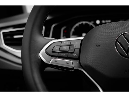 Volkswagen Taigo R-Line Edition Inclusief €2000,- inruilvoordeel | | Achterlichten LED | Afstandscontrolesysteem (... ActivLease financial lease
