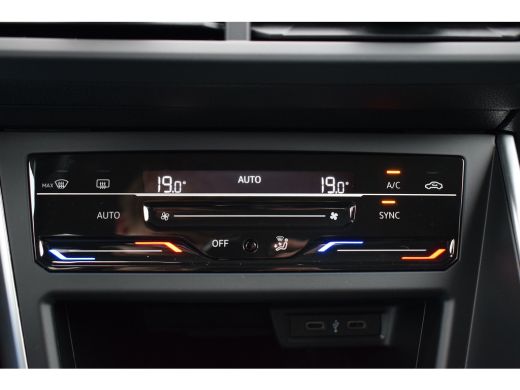 Volkswagen Taigo 1.0 TSI Life | Automaat | Apple CarPlay | ACC | Climate ActivLease financial lease